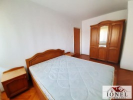 apartament-trei-camere-decomandat-de-vanzare-in-centru-alba-iulia-2